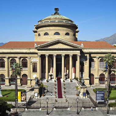 La Fondazione Teatro Massimo apre la campagna abbonamenti alla nuova stagione di opere, balletti e concerti, Eros e Thanatos