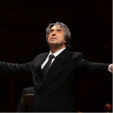 Riccardo Muti sul podio dell'Orchestra del Teatro Massimo dirige 