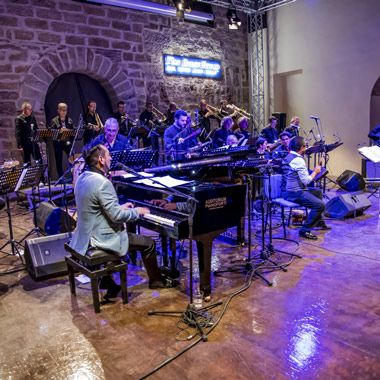 Pacific Mambo e Orchestra jazz siciliana 